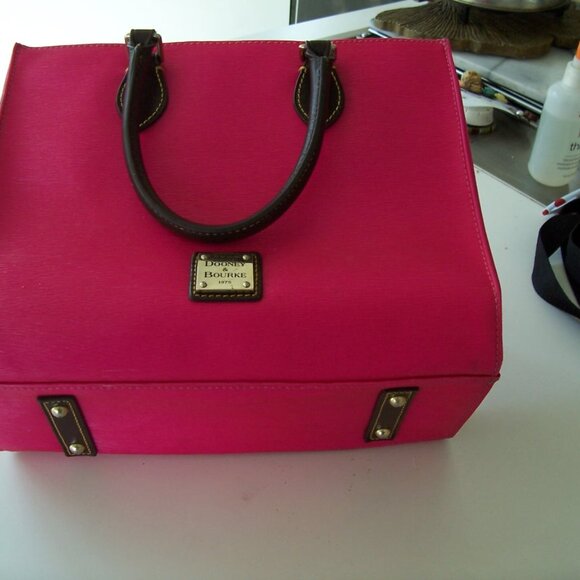 Donney & Burke purse, hot pink with cocoa brown trim - Picture 1 of 3